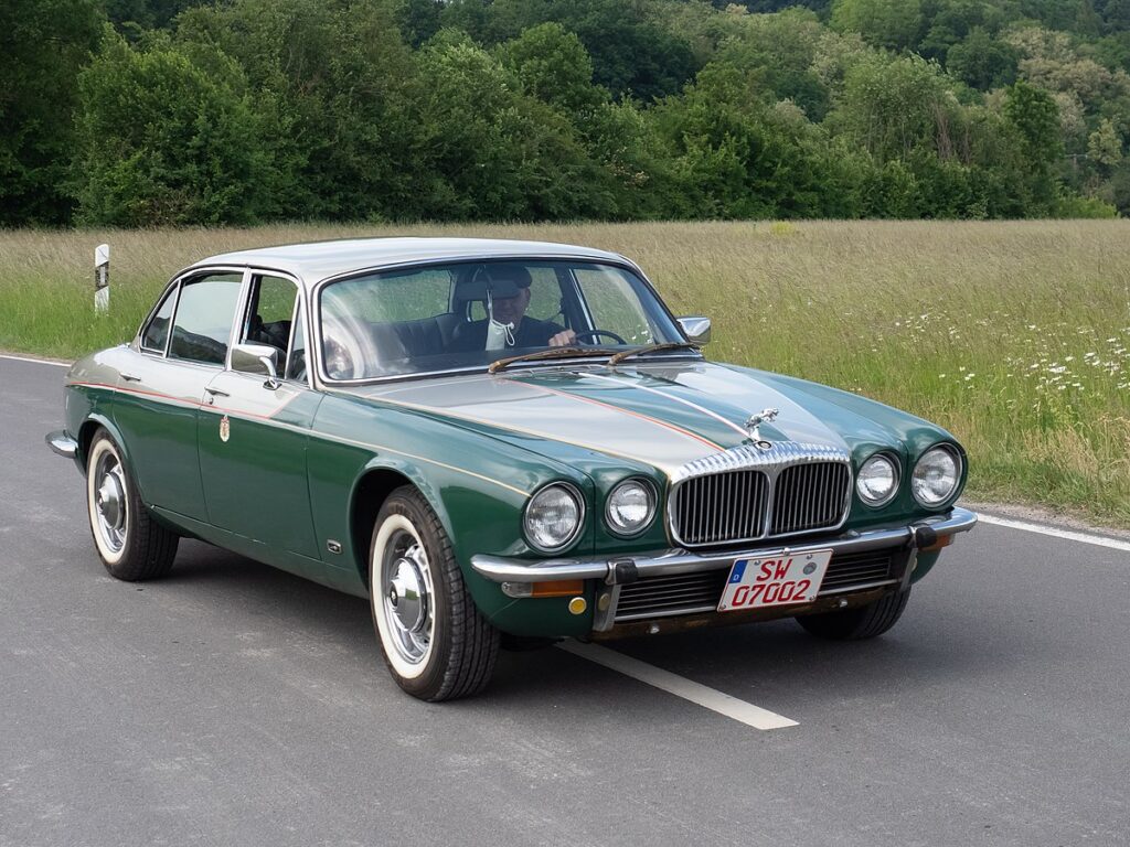 Jaguar XJ Series 