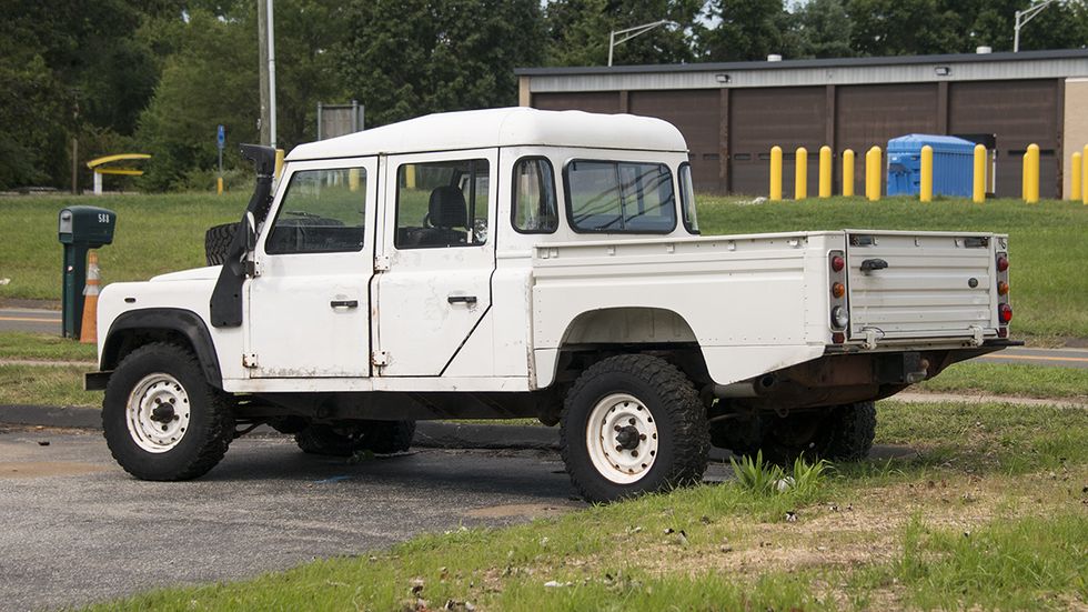 Land Rover 127