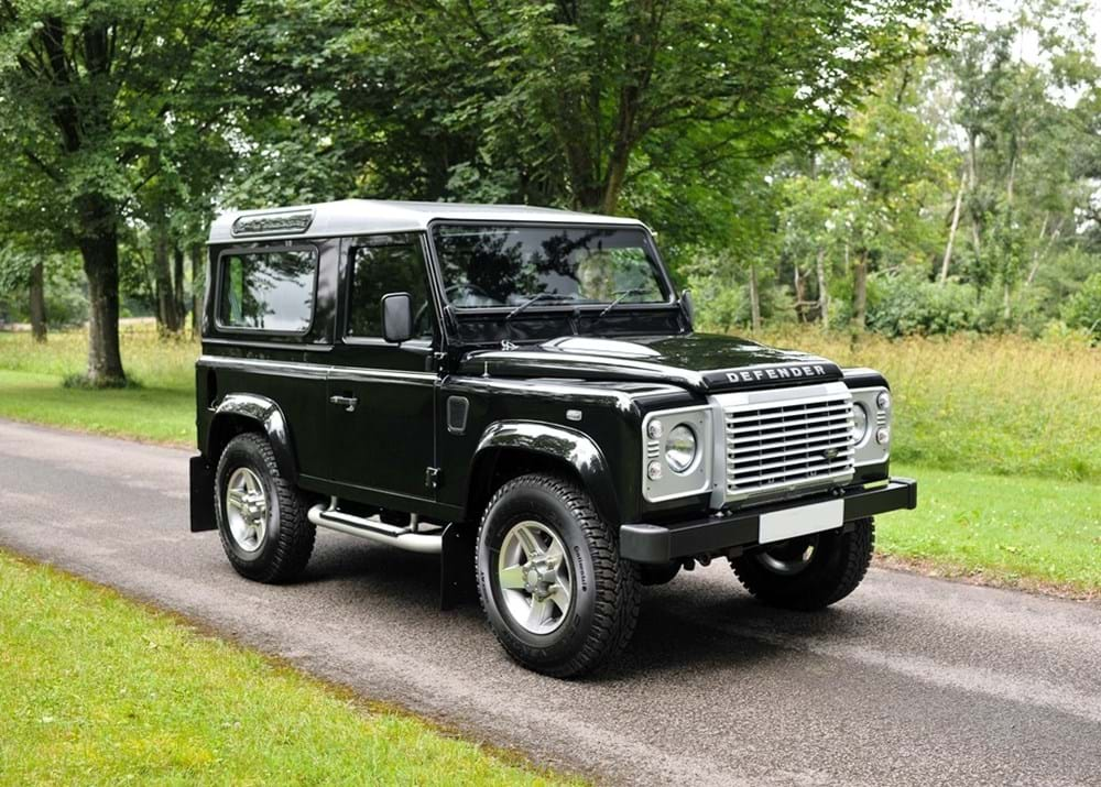 Land Rover 90 Defender 