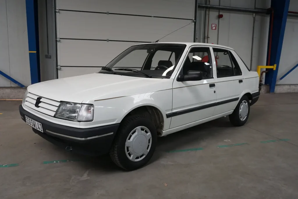 Peugeot 309 