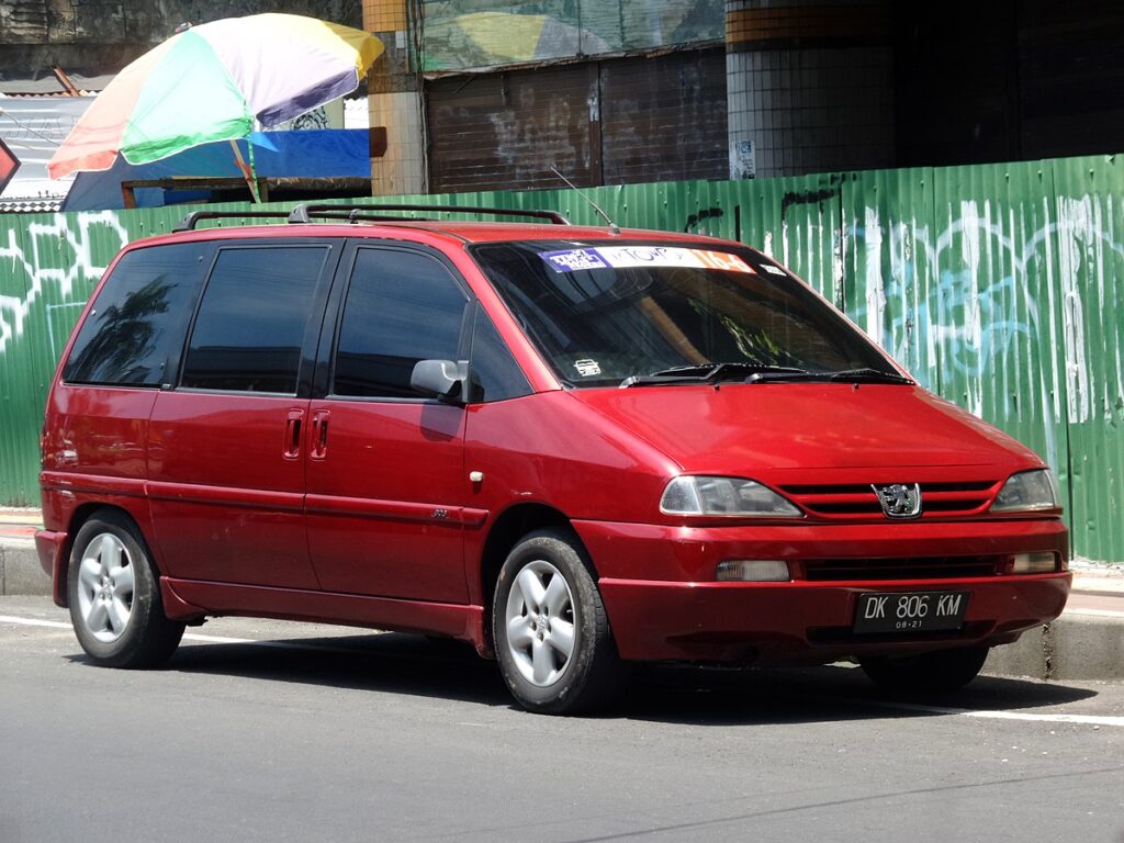 Peugeot 806 